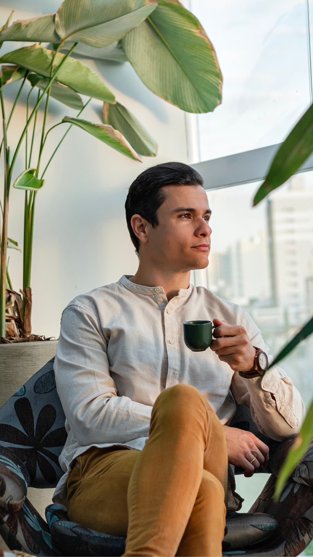 Foto do psicólogo Vinicius Longue.